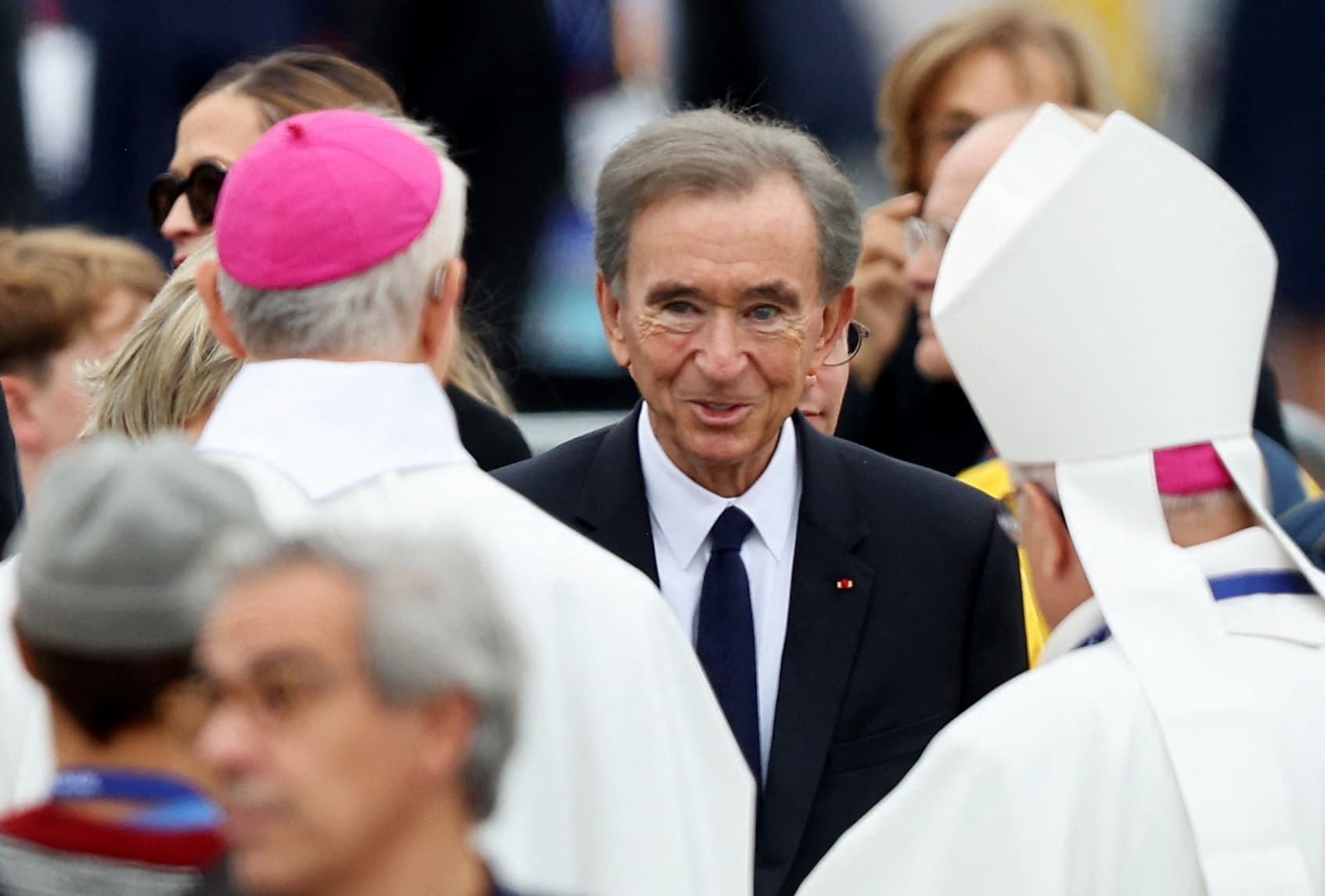Válka dynastií a podvod za 14 miliard. Bernard Arnault čelí obvinění z krádeže akcií Hermès