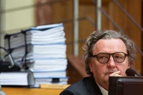 Pražská developerská společnost měla profesionalizovat rozvoj Prahy, místo toho kolem ní létají pokuty a podivné stamiliony