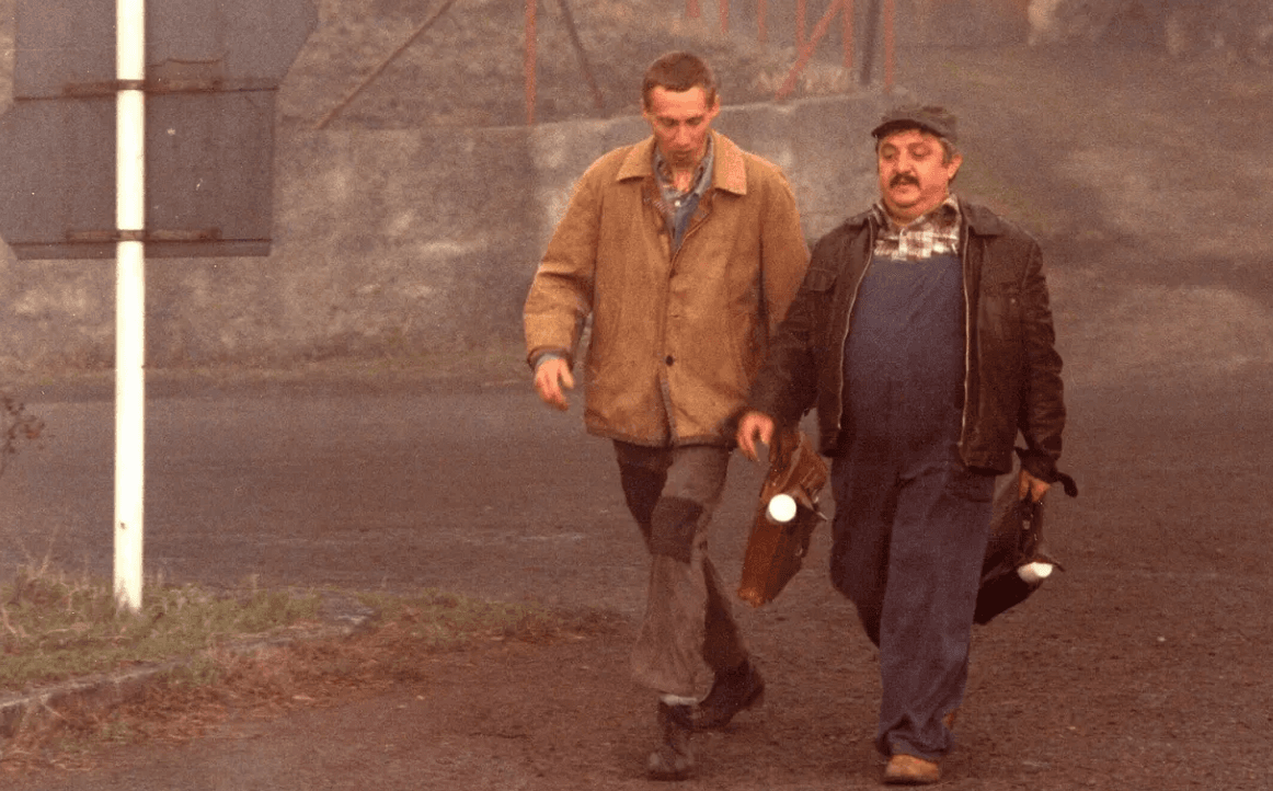 Geniální film, okradení tvůrci a vyhozená Zázvorková. Mýty a fakta z natáčení Vesničky mé střediskové