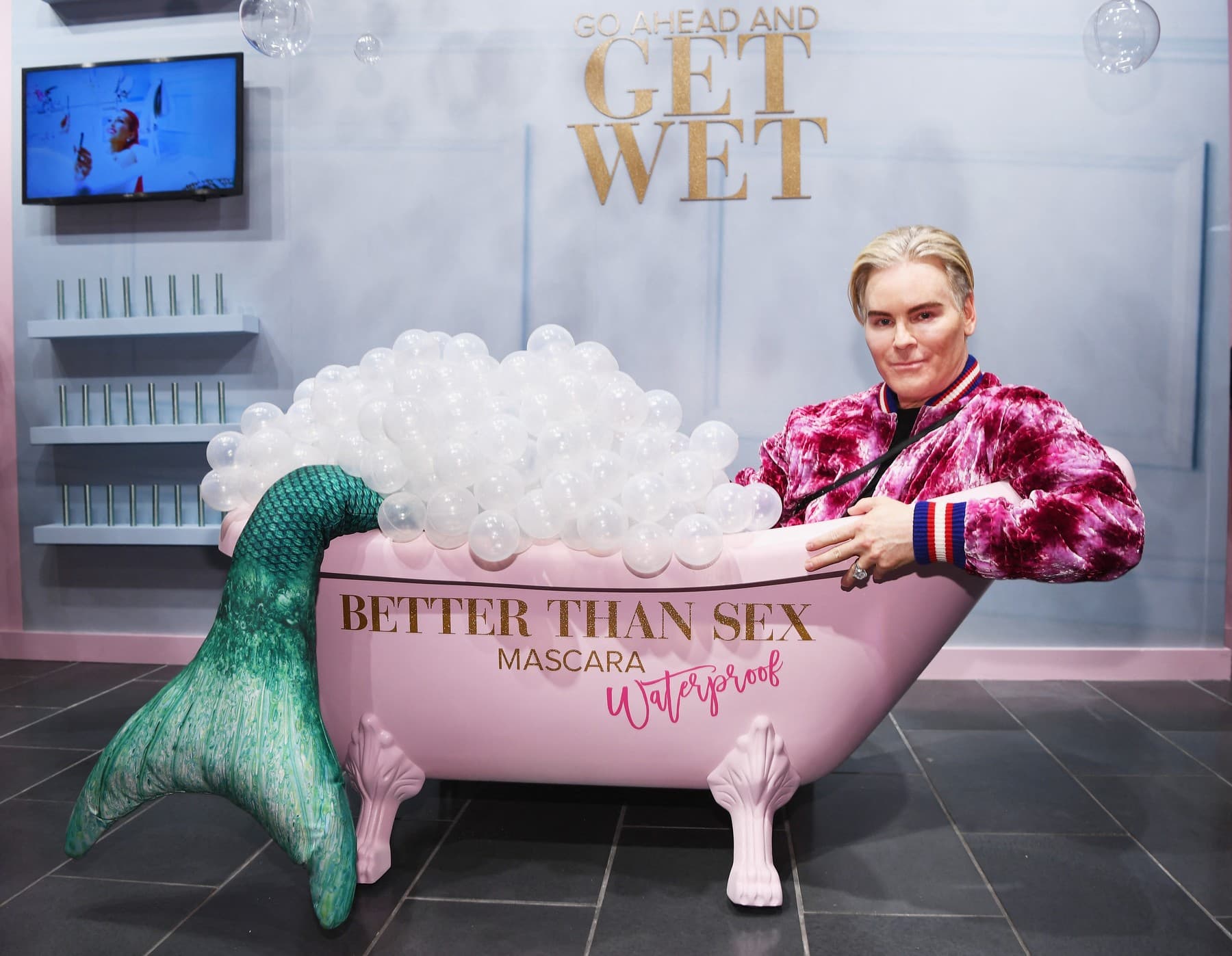 Spoluzakladatel Too Faced spustil válku s Estée Lauder. Mluví o firemním prokletí, které zabíjí značky