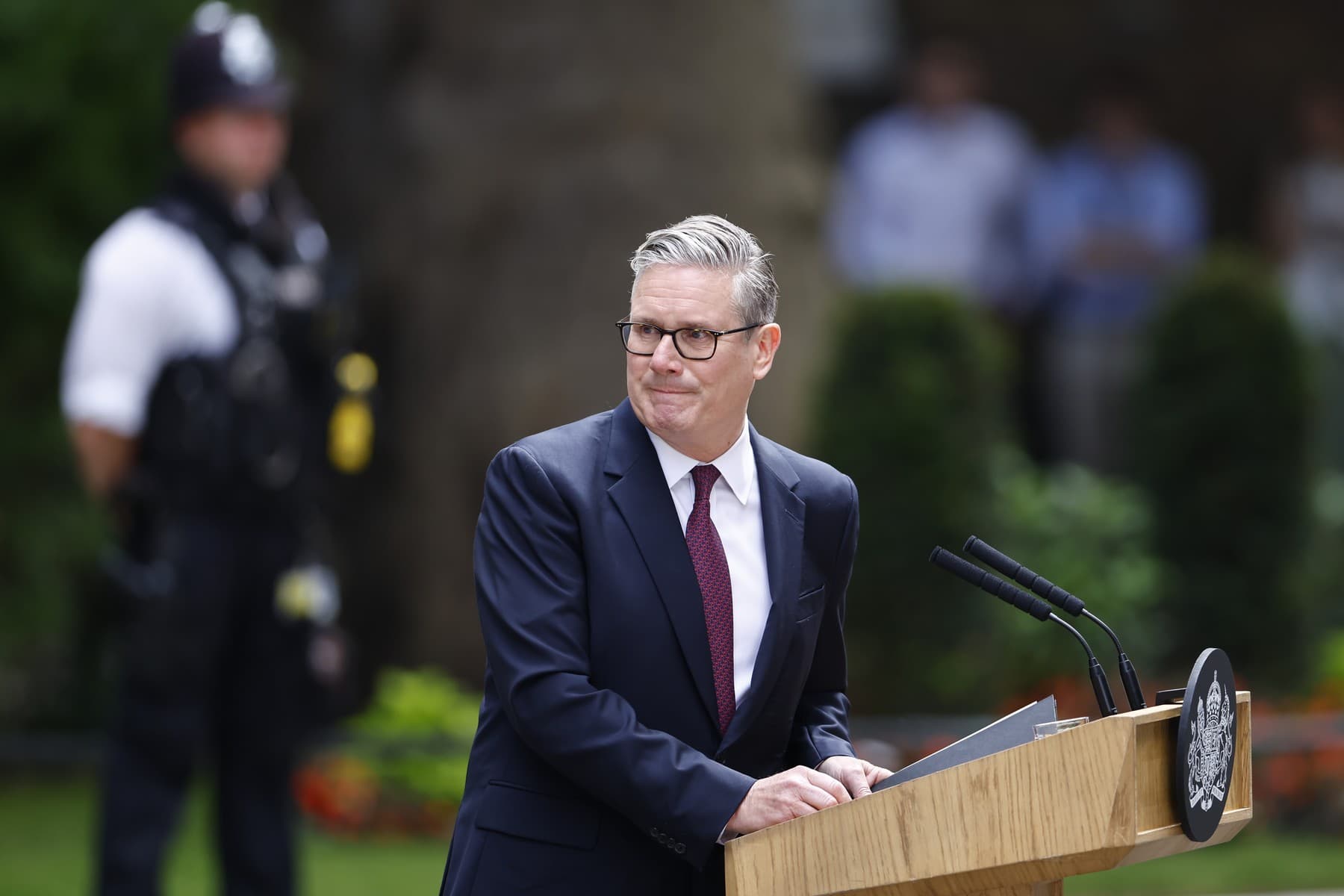 Deset let od historického referenda zbyl z brexitu jen dlouhý seznam nákladů. Británie střídá šestého premiéra a lidé chtějí hromadně zpátky