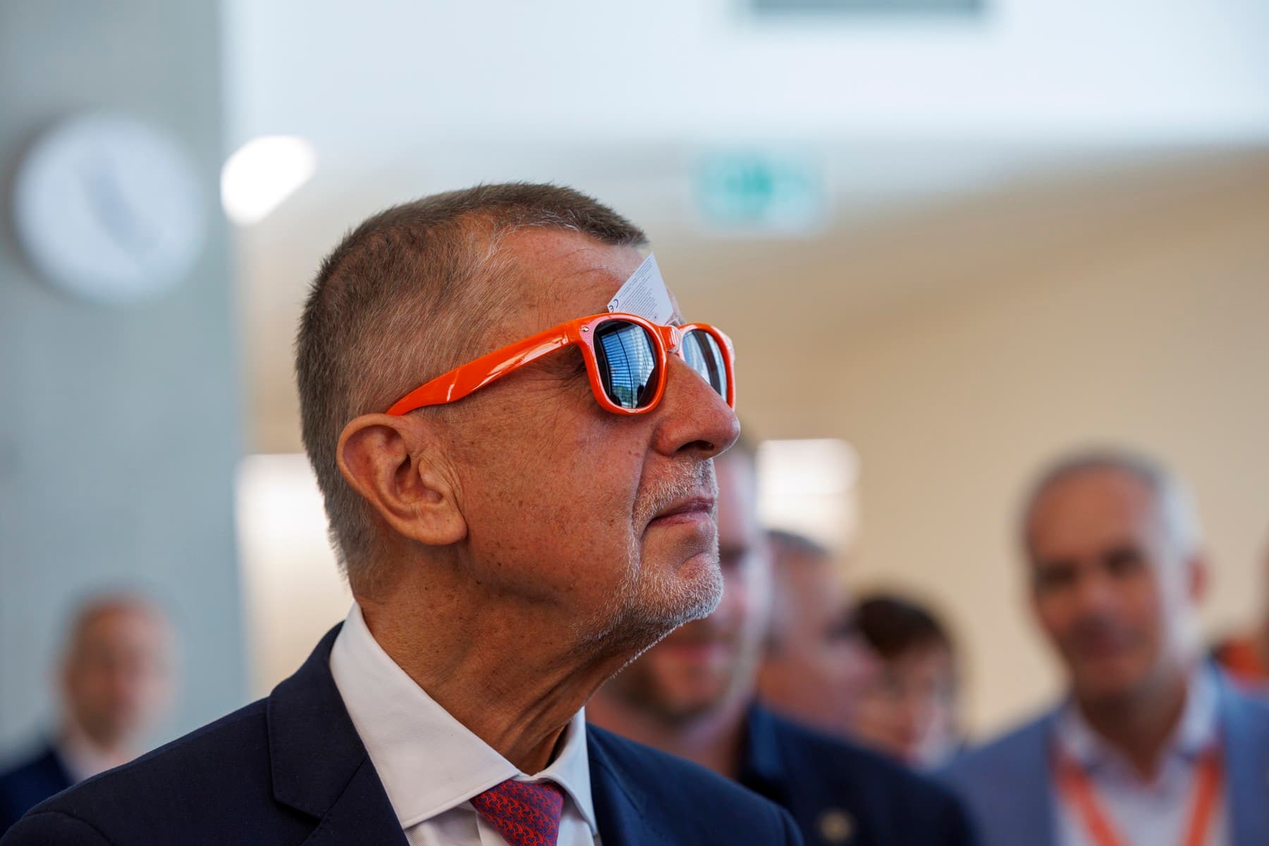 Na venkovského zastupitele přísnost, na šéfa vlády nic. Turek podepsal padesátistránkový paskvil